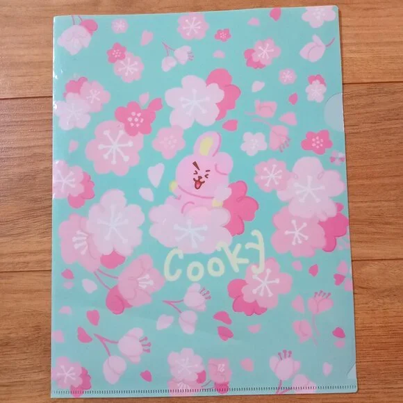BT21 Cooky File Folder - Picture 1 of 2
